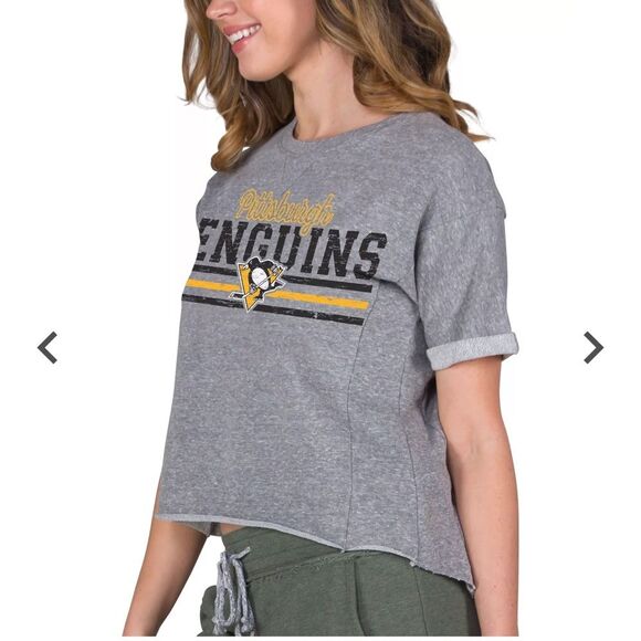 NHL Boston Bruins Women’s Sweatshirt Tee Gray Black Large NWT - Picture 4 of 11